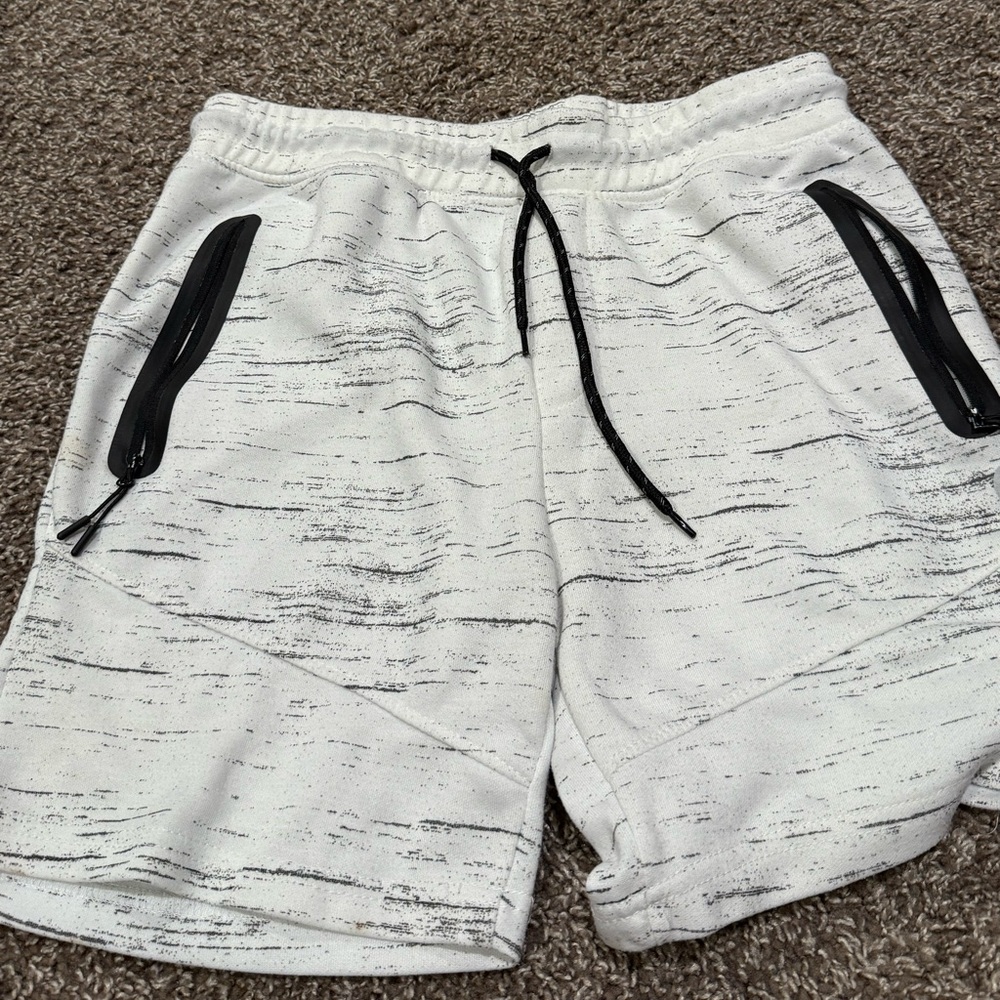 🍑Men's White and Black Drawstring jogger Shorts